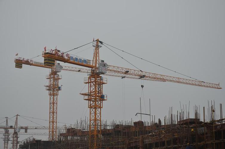 產品展示--塔吊租賃|塔機租賃|施工升降機租賃-濟南匯友信達官方網站